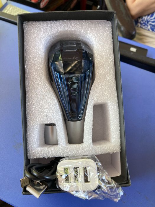 Топка за скоростен лост R Type светеща