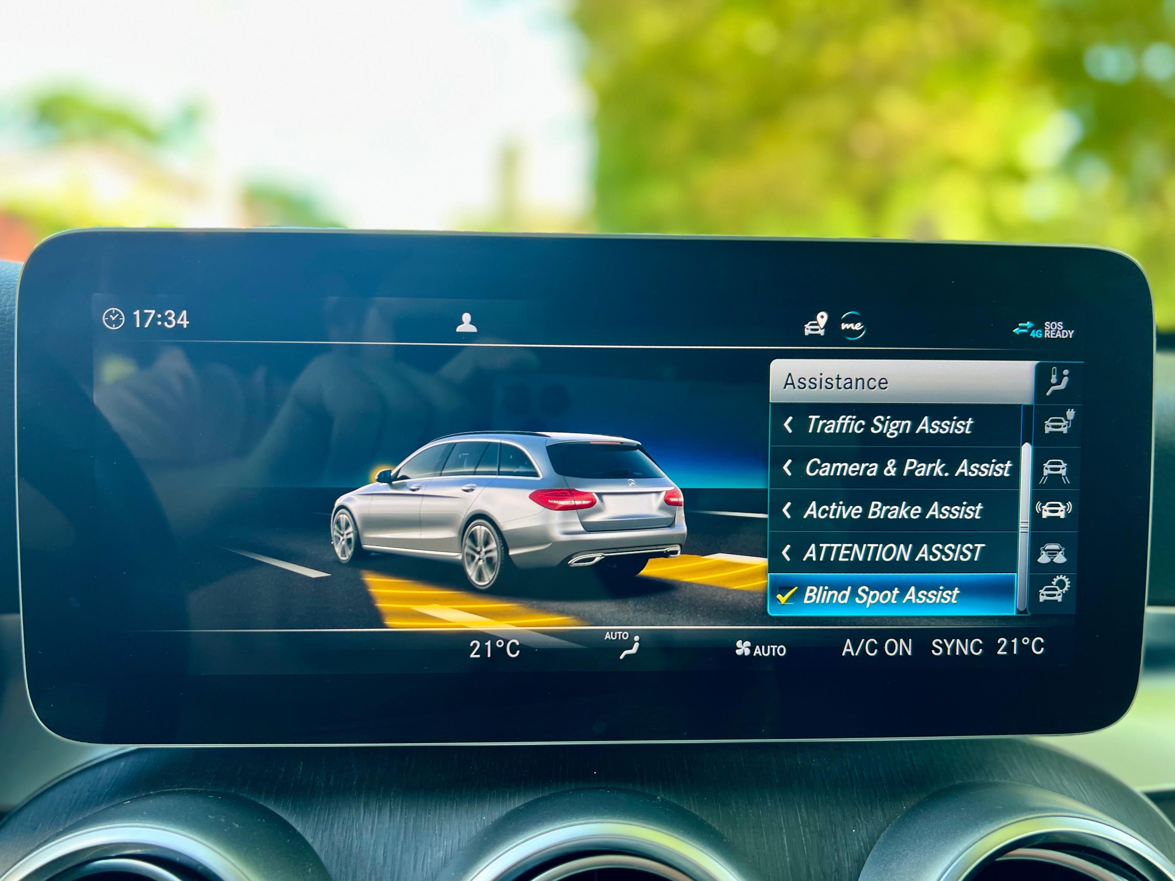 Mercedes-Benz C 300 de 9G-TRONIC Avantgarde ( diesel + electric )