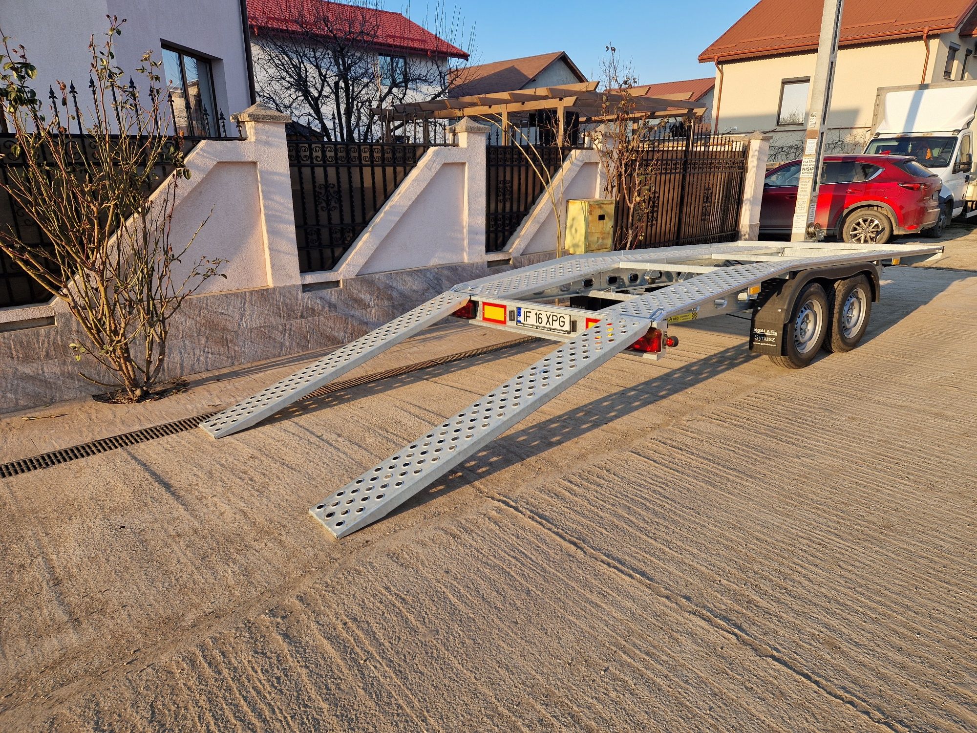Închiriez platforma auto cat B. 1500 kg| inchriez remorci auto 2000kg