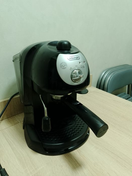 Expresor de cafea DeLonghi!