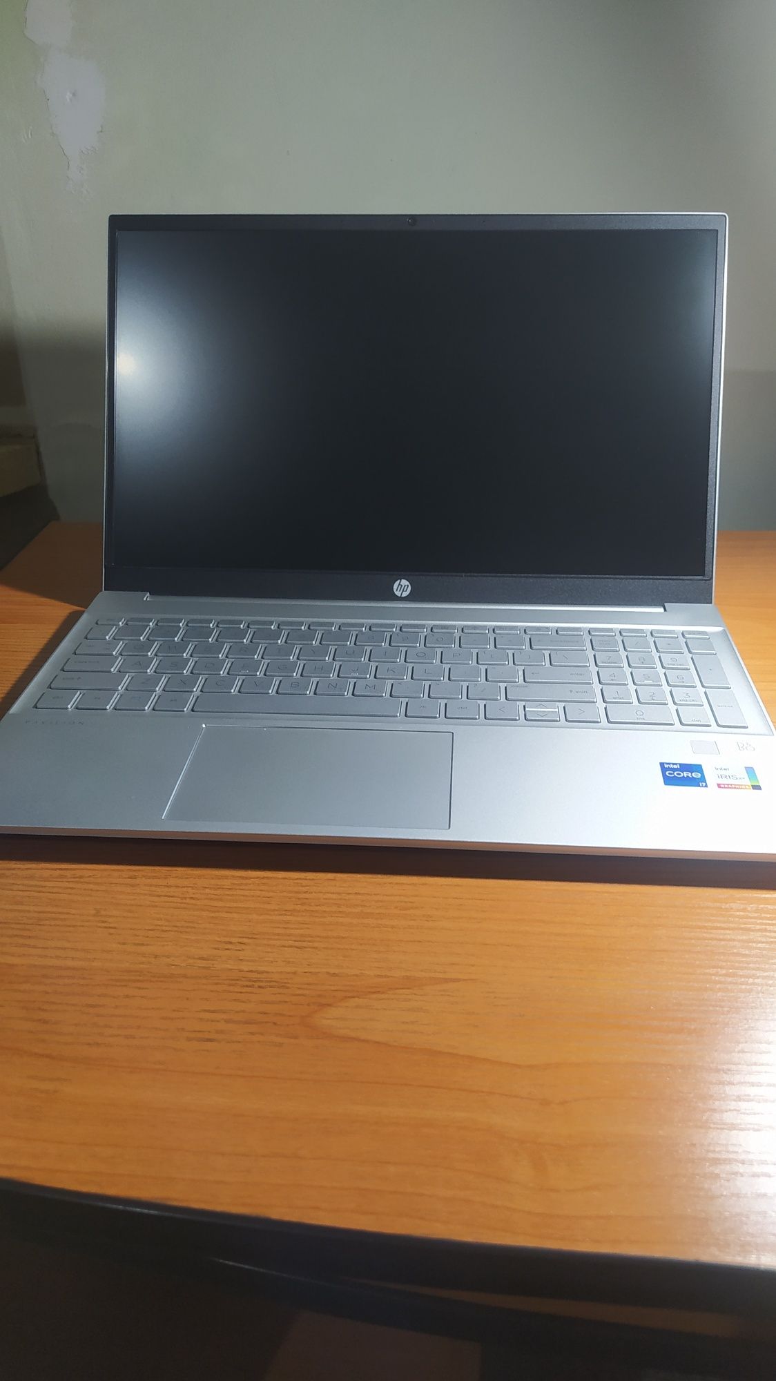 i7 Ноутбук HP pavilion 15t-eg300