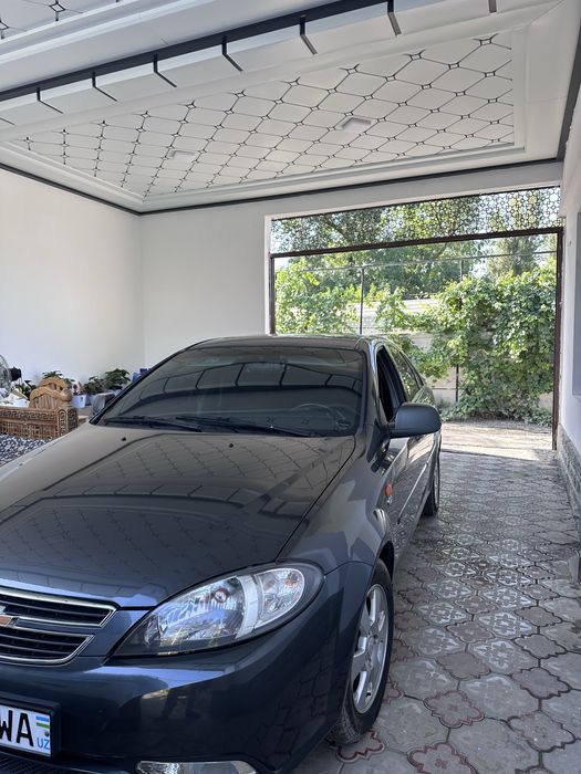 Jentra 2019 avtamat idiyal srochni arzon narhda sotiladi