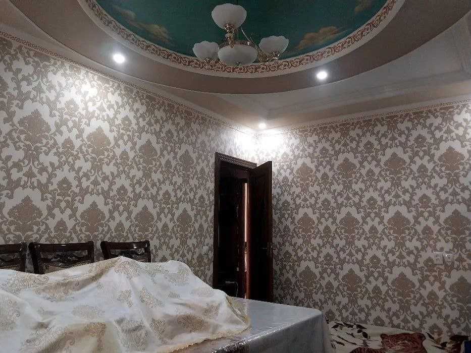 Продаётся квартира  Юнусабад Ц4 ор-р Алайский 3/2/4  70м2