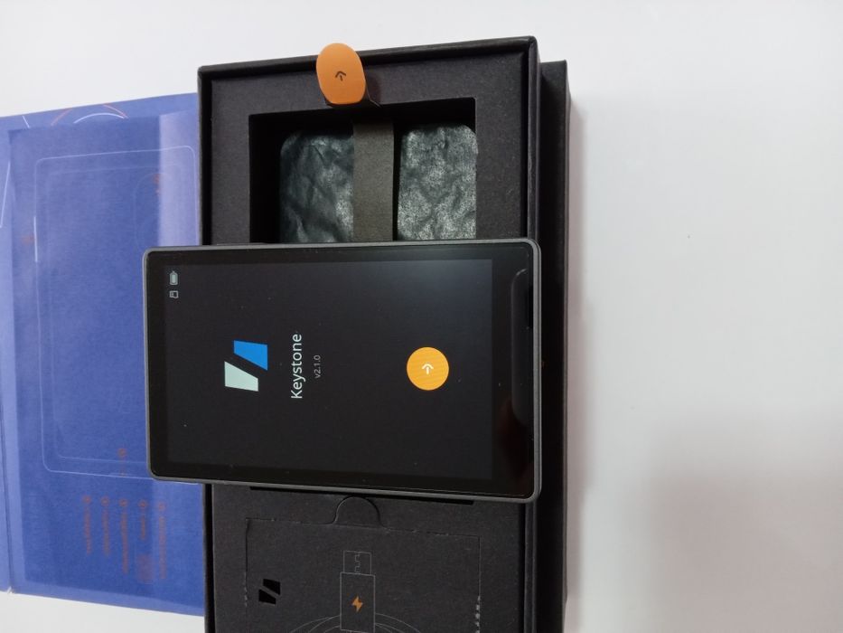 Хардуерен портфейл за криптовалута Keystone 3 Pro
