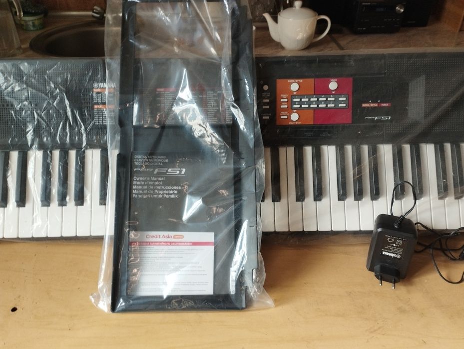 Синтезатор и гитара