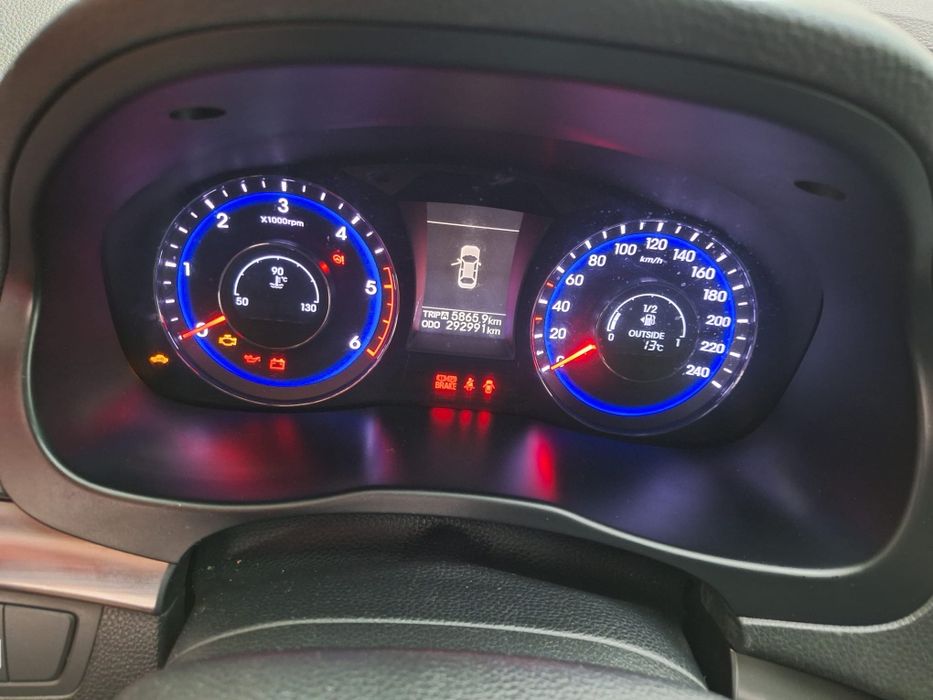 Vând Hyundai i 40