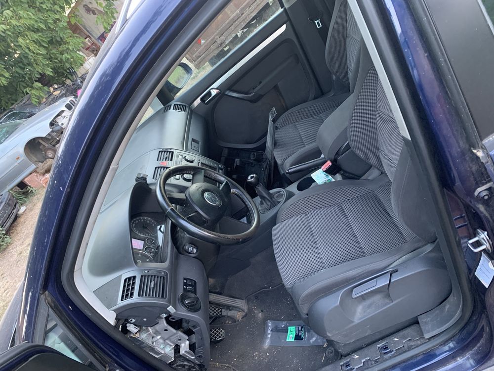 VW TUARAN на части 2.0тди
