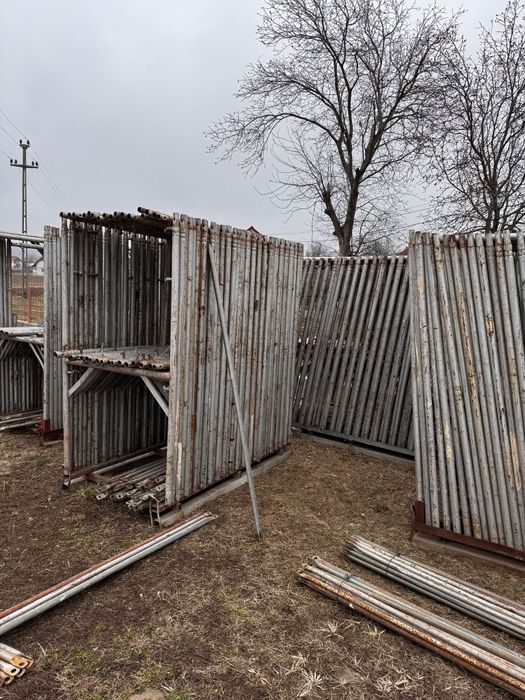 Schela metalica italiană