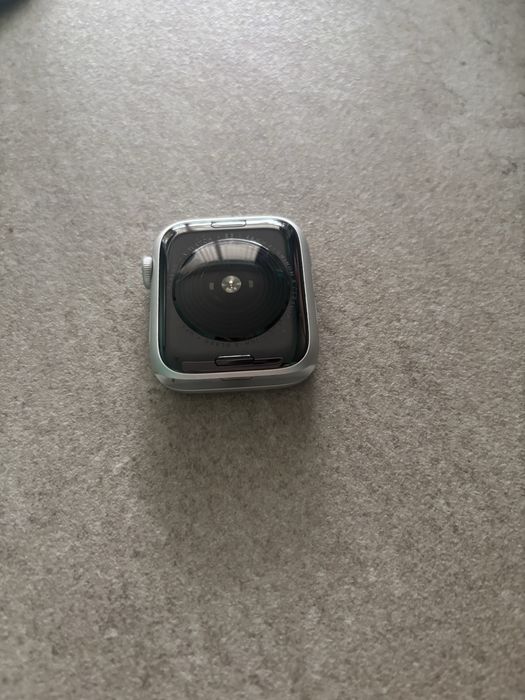 Apple Watch SE GPS корпус,Aluminium,44mm,Silver