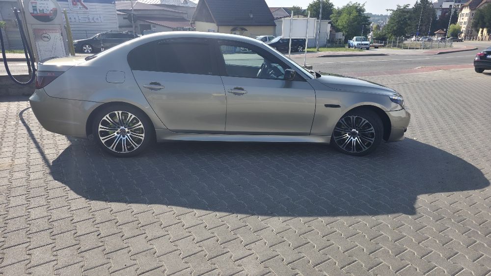 BMW E60 525d  220cp