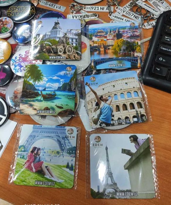 Магниты на холодильник с вашим фото или картинкой. Печатаем под заказ.