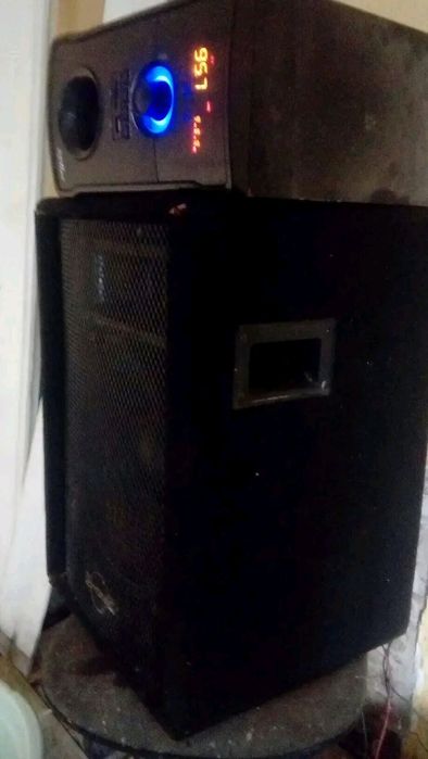 boxa de 300w foarte buna