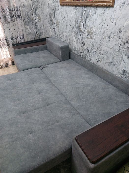 Продам мебель б/у 4 года