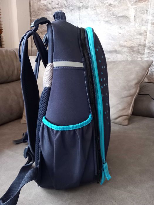 Ученическа раница за момче Herlitz be.bag с твърд гръб и стабилно дъно