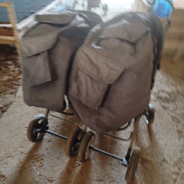 Egizaklar uchun kalaska