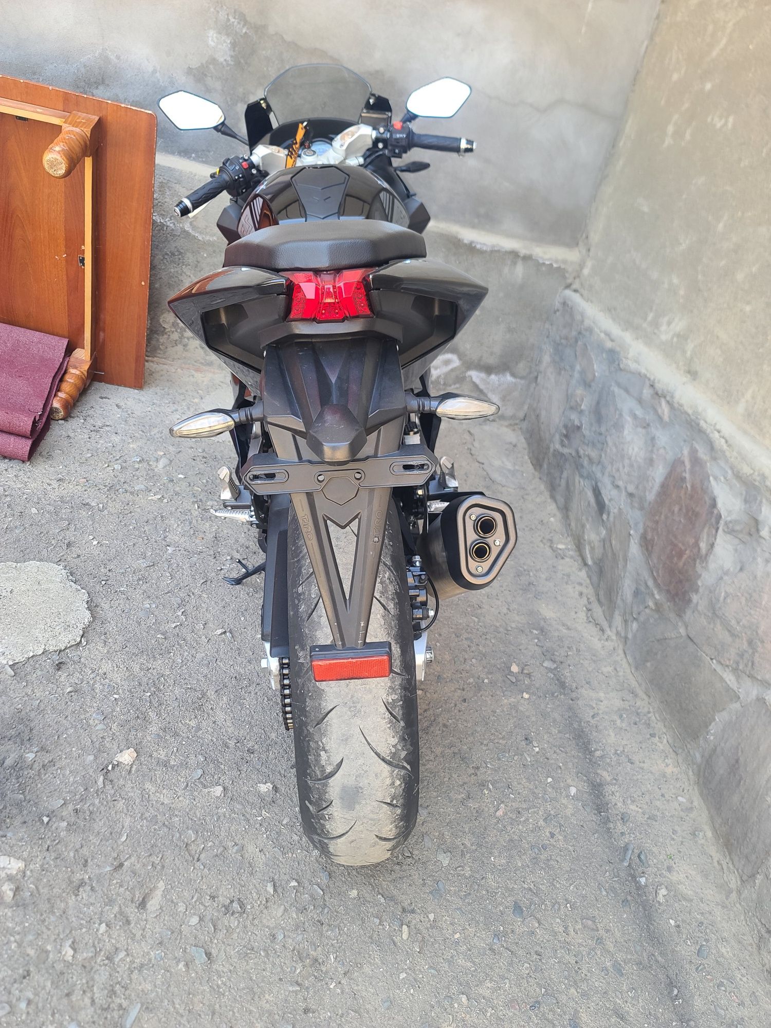 Taro gp one 400cc
