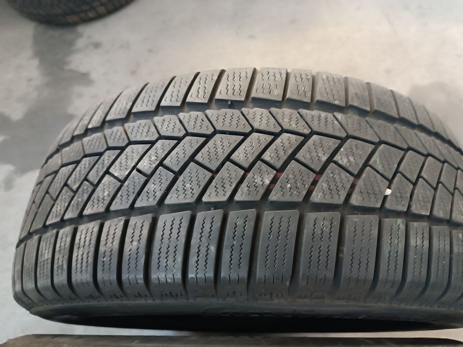 Anvelope iarna 225 55 16 Continental RunFlat