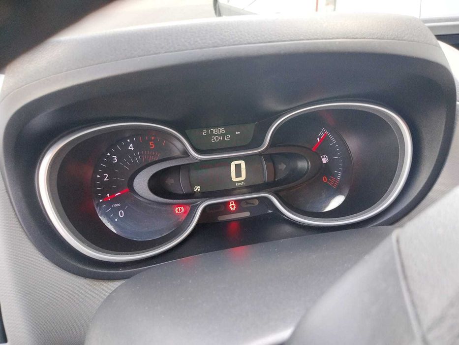 Vand Renault Trafic, model lung 7+1 locuri in stare foarte buna