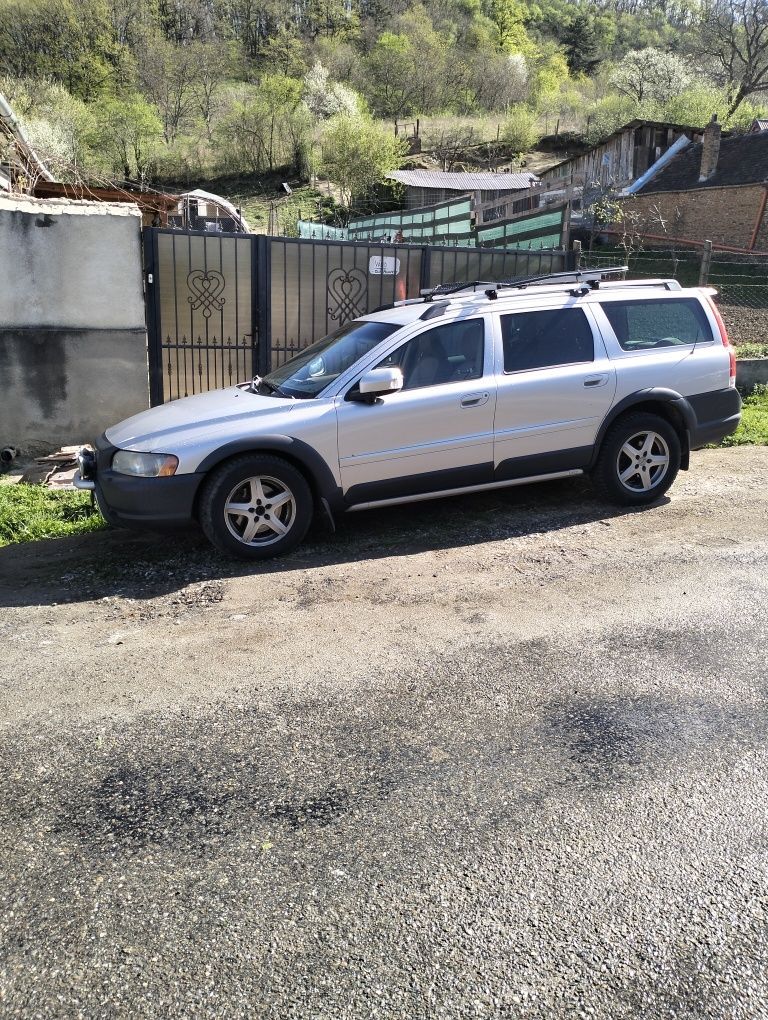 Vând VOLVO Xc 70 Cross Country