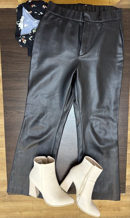 Кожен панталон Stradivarius, размер 36/С