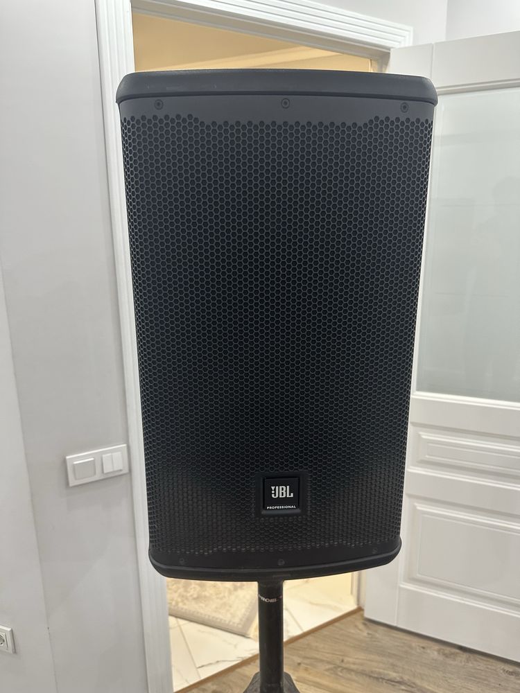 Сабвуфер Dynacord SUB1.18 в наличии 2шт верхний JBL eon700 2шт комплек