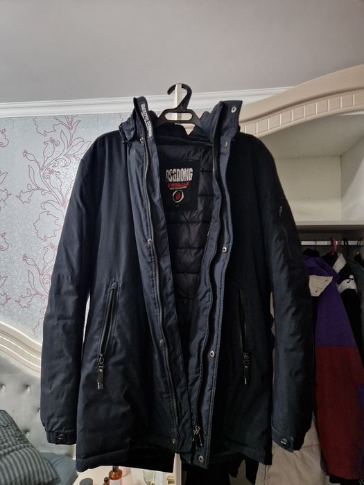 Зимние куртки L размера