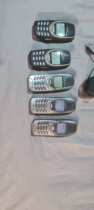 Vând Nokia 6310i-3310