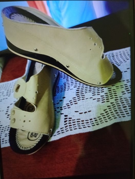 Pantofi, sandale ,modele diferite, papuci,