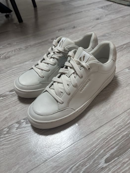 Кроссовки ckechers