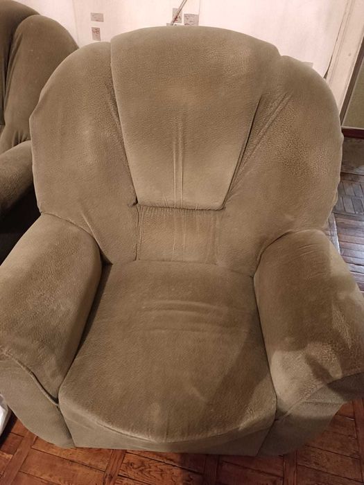 Кресла 2 шт отдам бесплатно