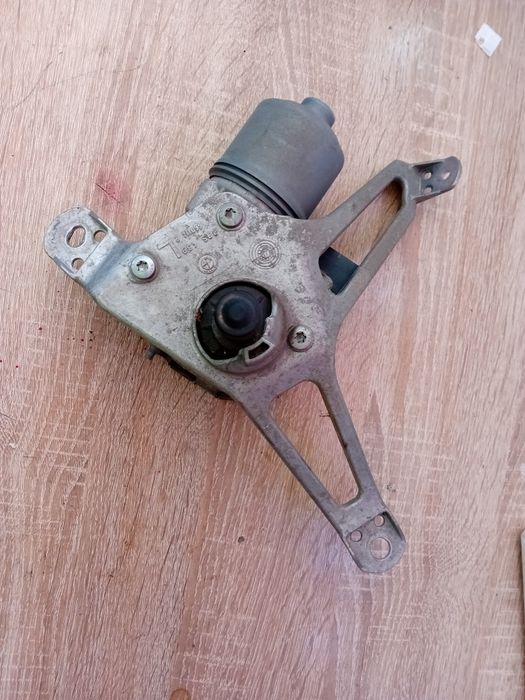 Motoraș ștergător BMW I3 an 2020 electric