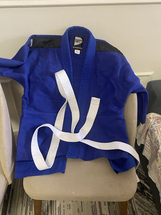 Продам форму доя дзюдо