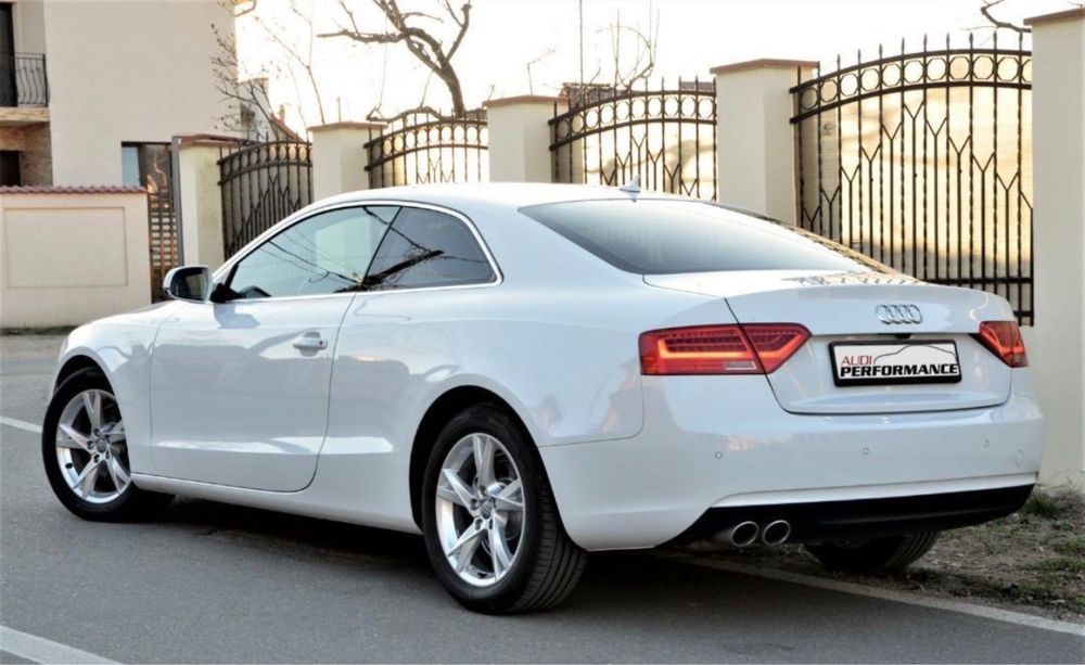 Audi A5 Coupe - Anul 2016 -  2.0