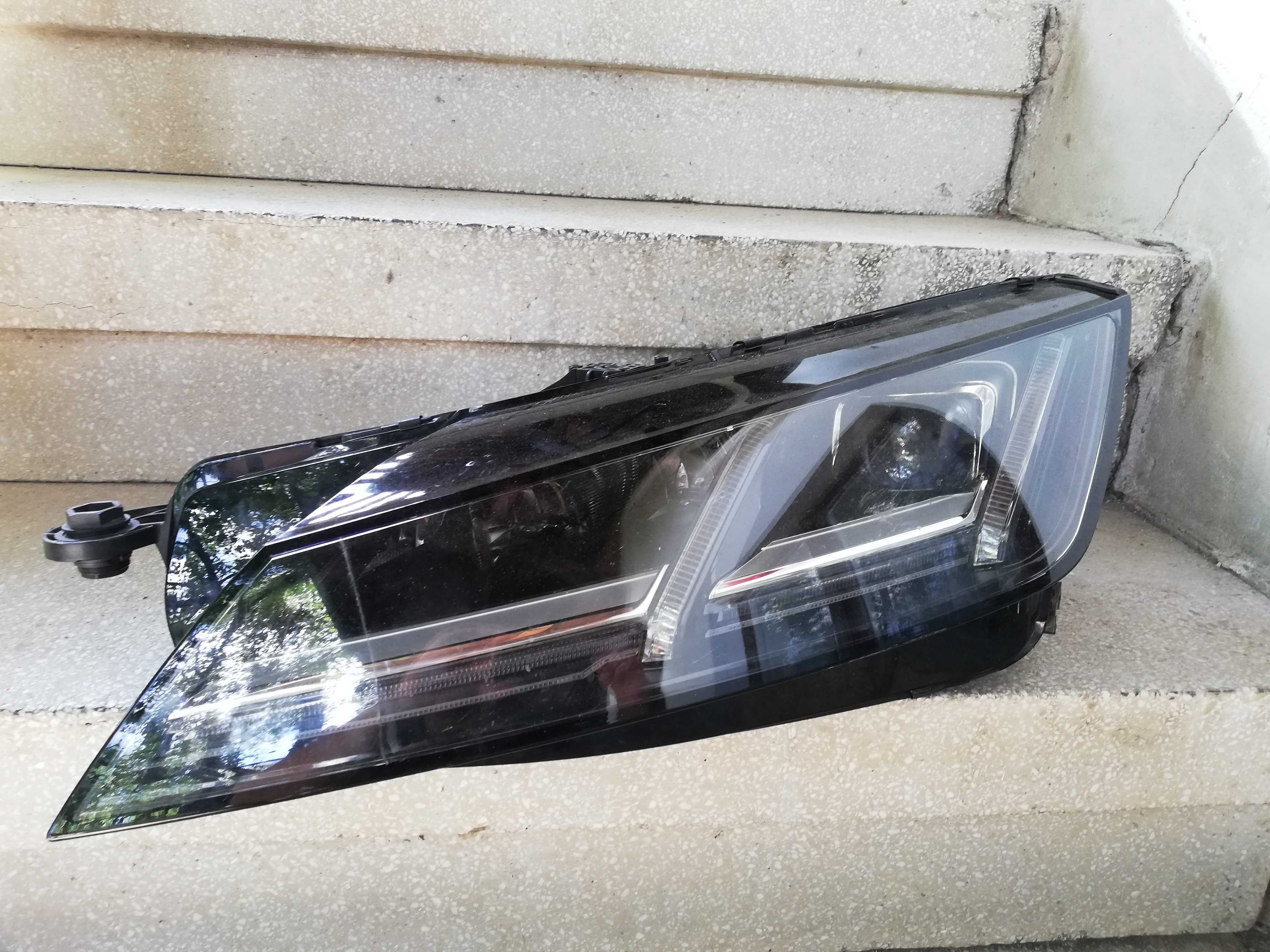 Фар Ауди ТТ ляв LED/Фар Audi TT FULL LED MK3 Оригинален