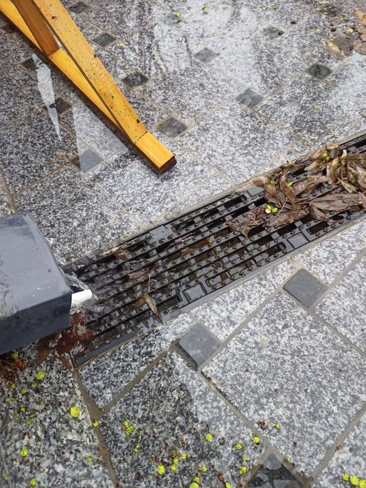 Лоток DN100 полипропилен + копкоги чугун Ч-50  Vs Line ва Гидролика