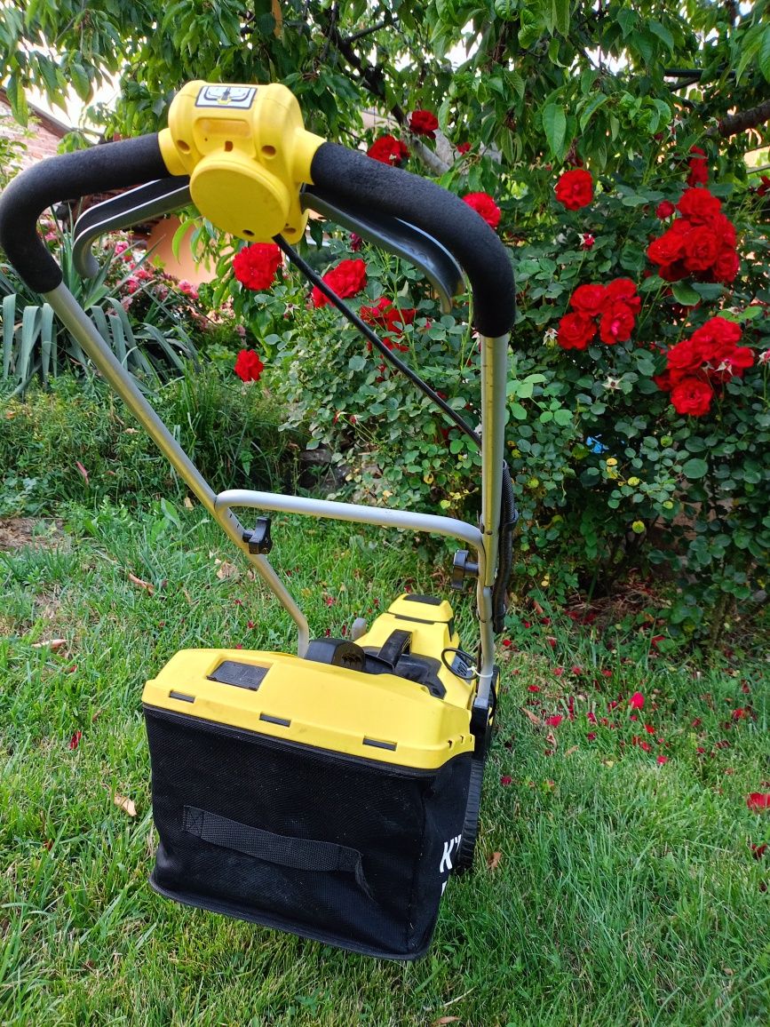 Косачка акумулаторна Karcher LMO18-33