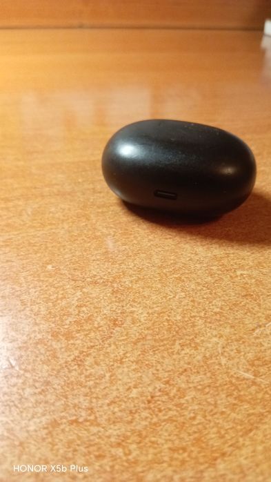 Продам наушники realme