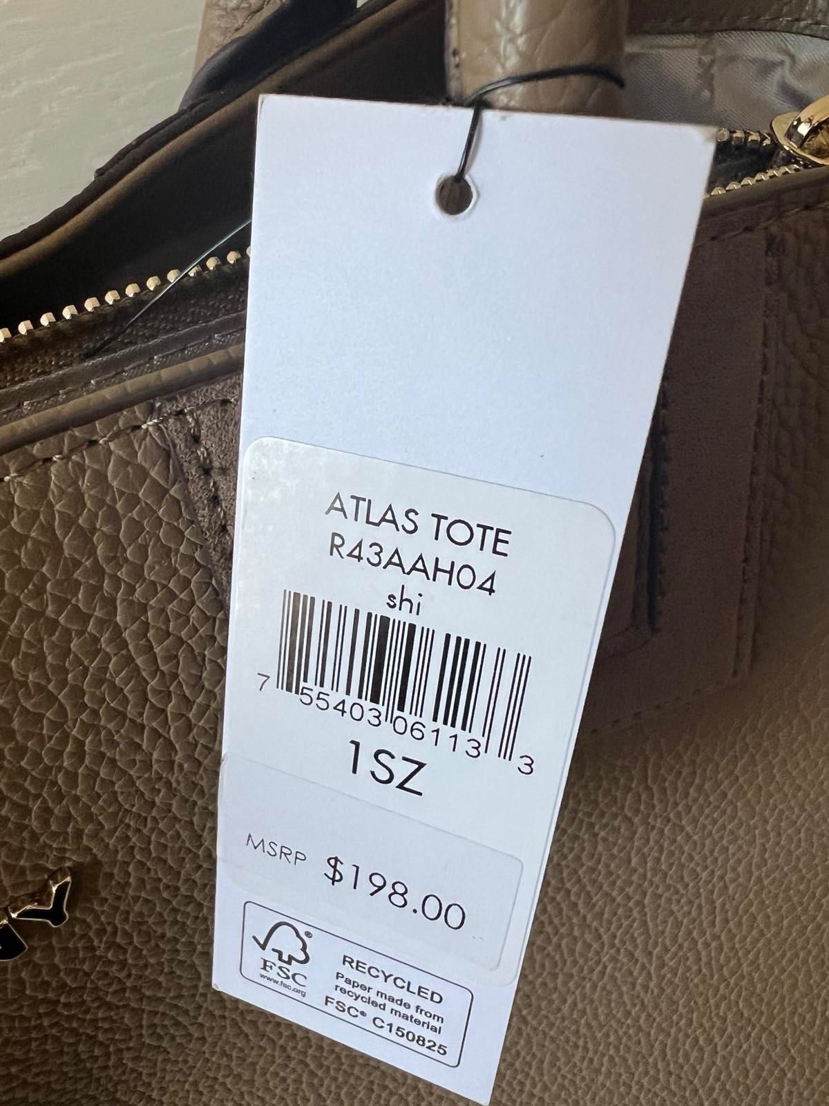 Продавам чисто нова дамска чанта