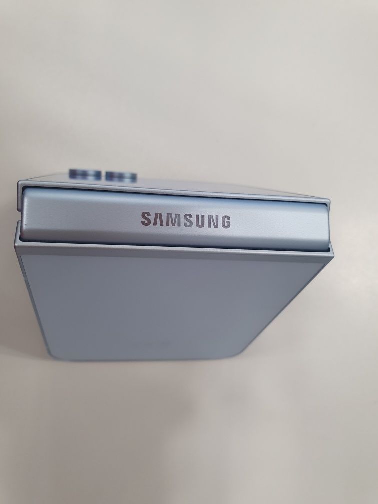 Samsung z flip 6 256gb