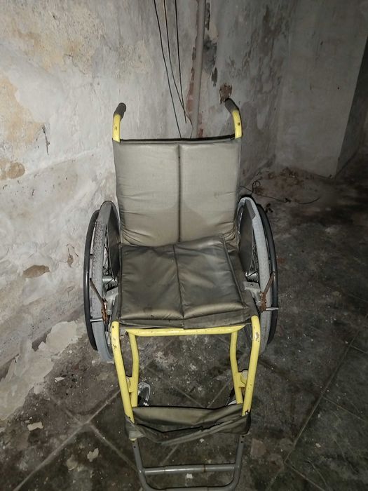 Инвалидни колички