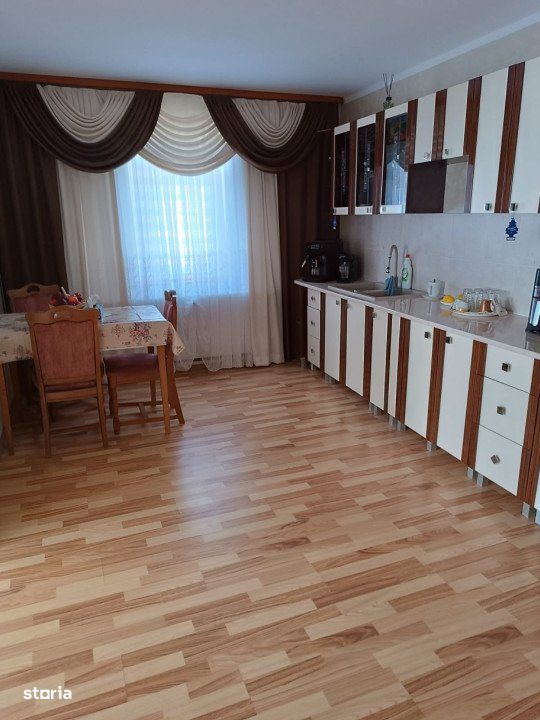 Casa individuala, teren 5200mp, oportunitate de investitie, Brodina