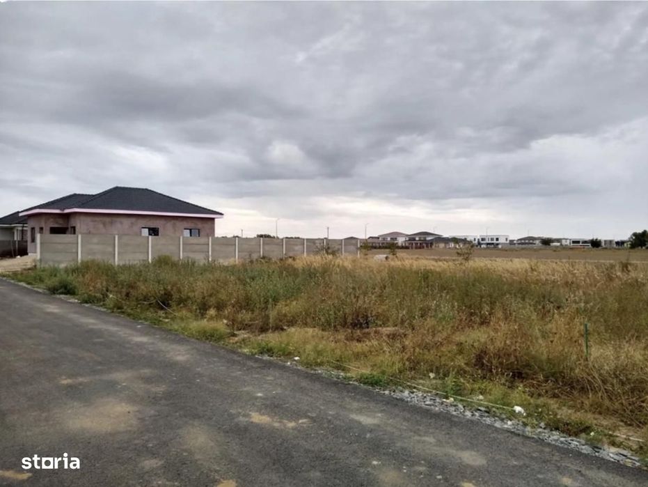 Teren intravilan, 720 mp, front 28 m, Urseni
