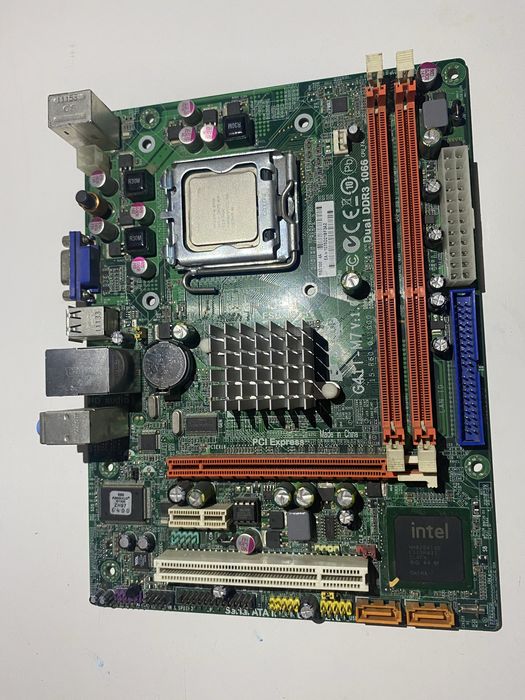 материнский платы Foxconn G41MXE и ECS G41T-M7