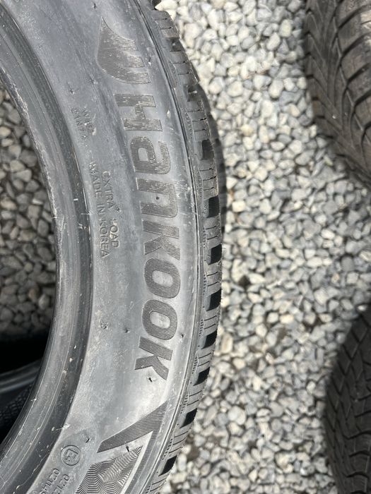 Hankook 215/55/17 Нови