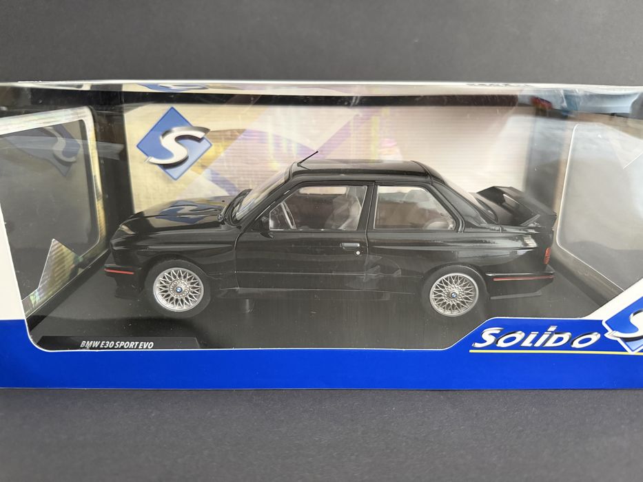 Macheta BMW E30 M3 Sport Evolution 1/18 Solido