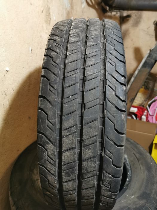 Continental 215 70 15c летни гуми