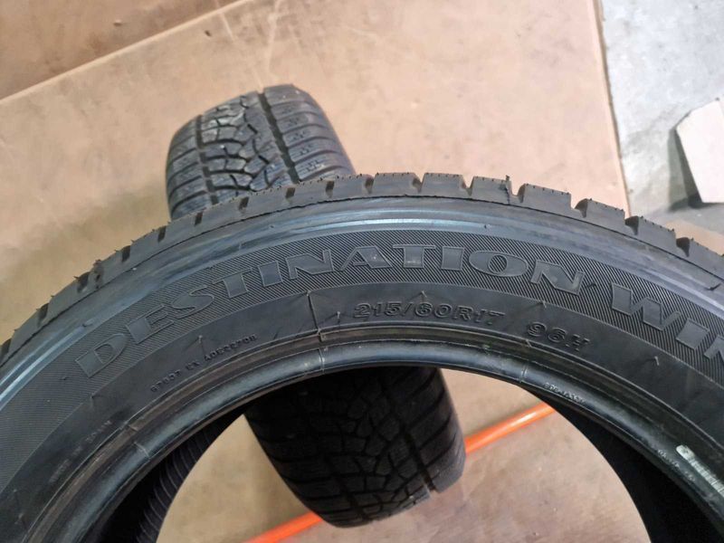 2 Firestone R17 215/60/ 
зимни гуми DOT4518