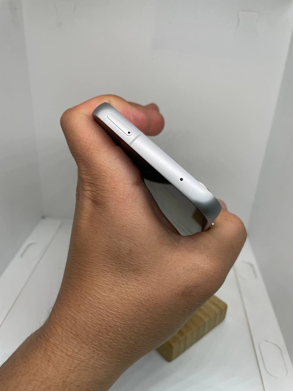 Samsung S23fe xotirasi 8/256GB