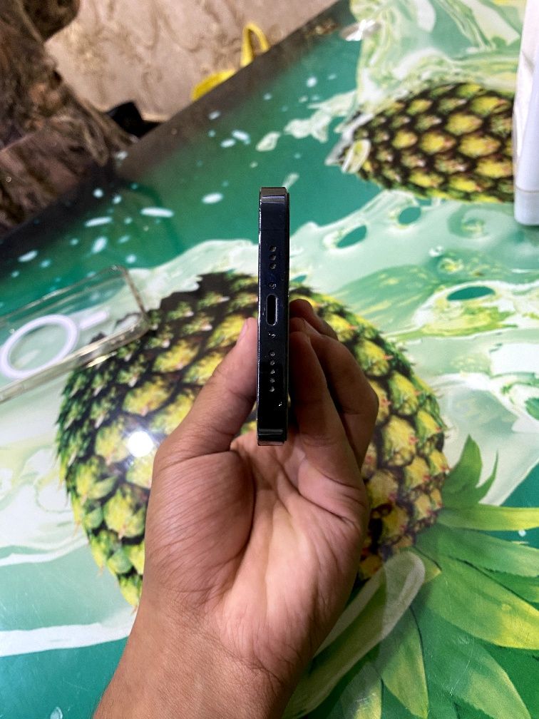 Iphone 12pro sotiladi