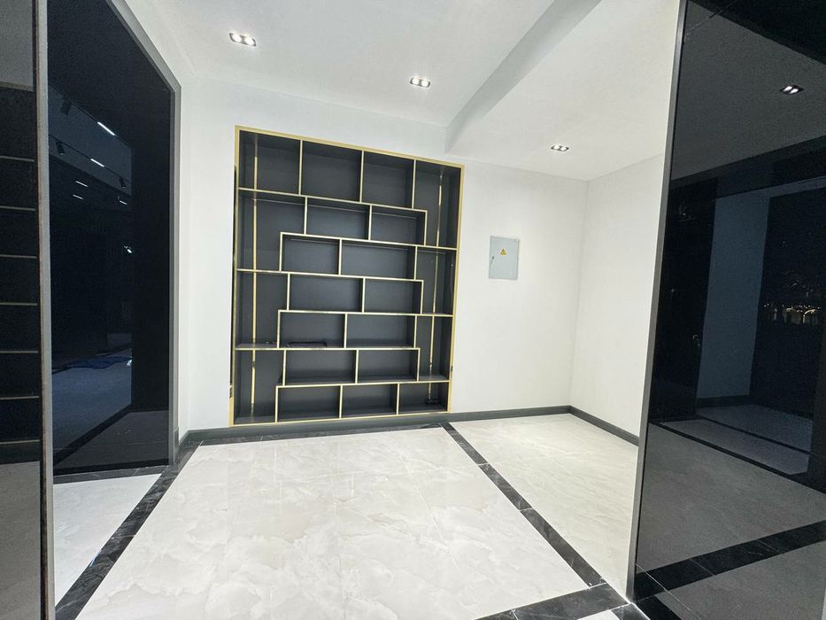 Нежилое Помещение Улица Шота Руставели Вдоль Дороги